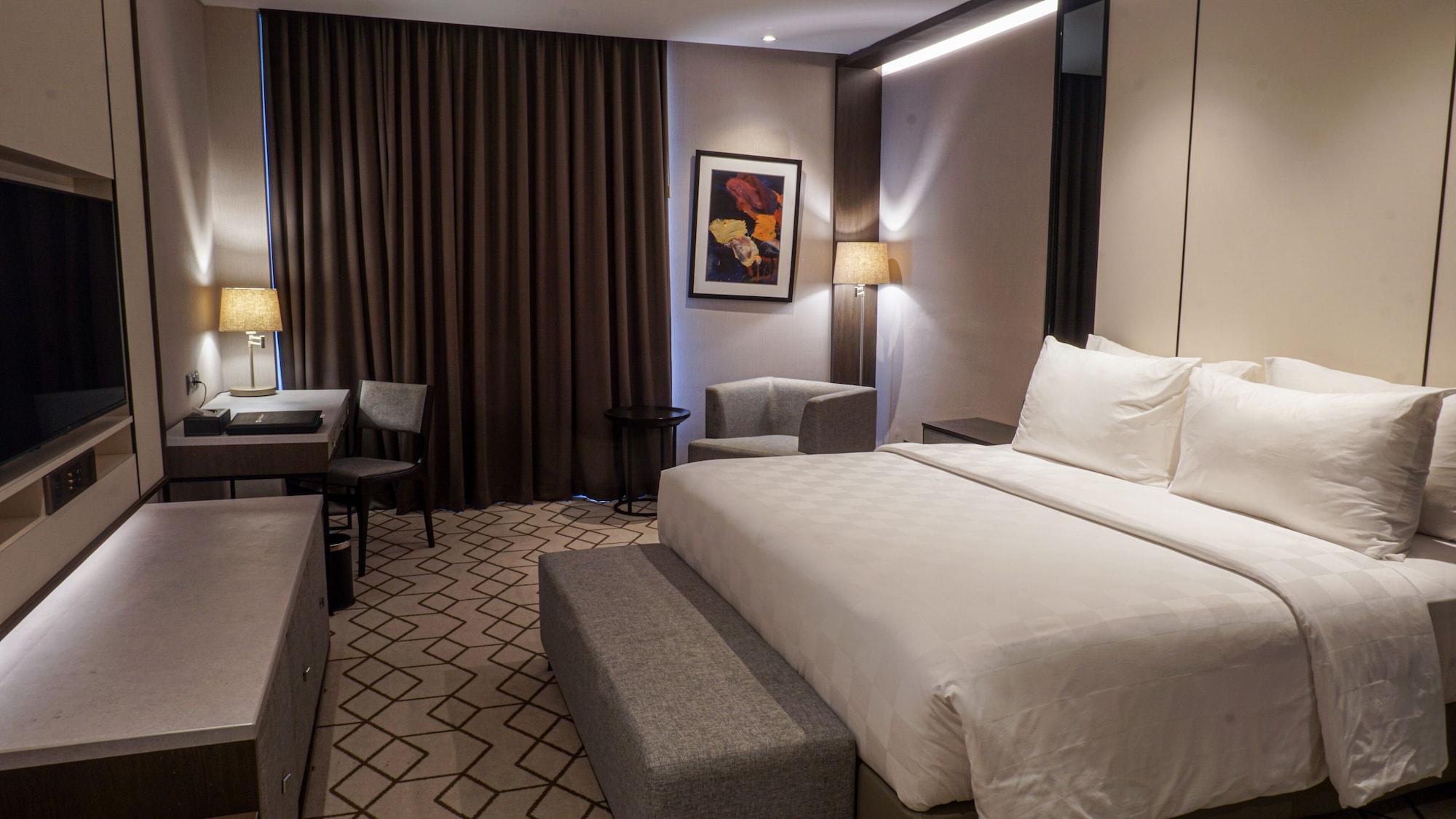 Wyndham Opi Hotel Palembang Exterior foto