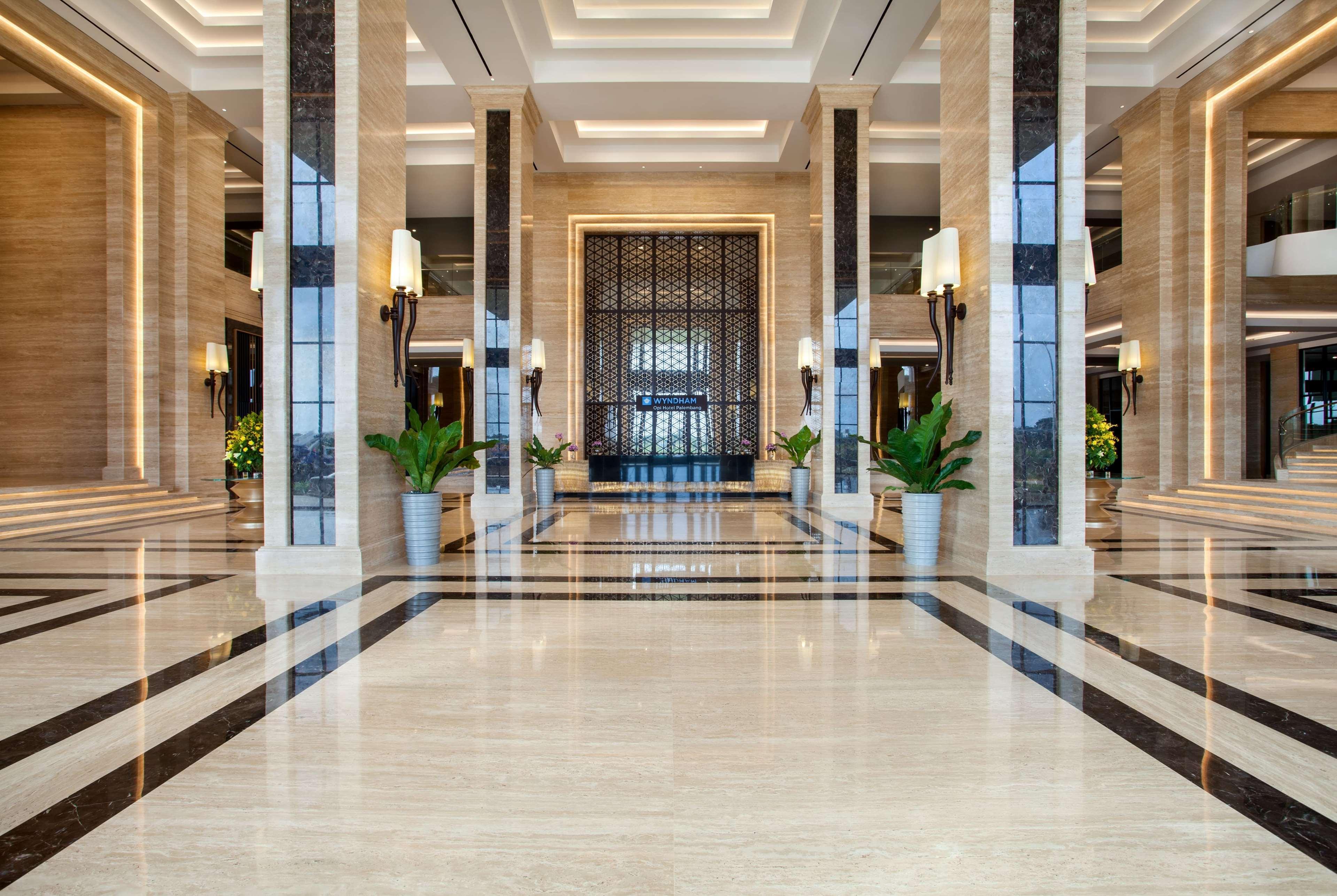 Wyndham Opi Hotel Palembang Exterior foto