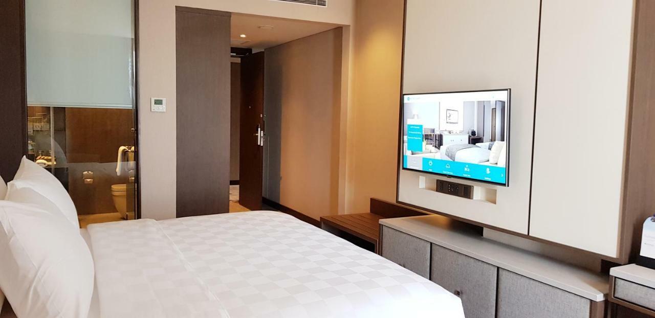 Wyndham Opi Hotel Palembang Exterior foto